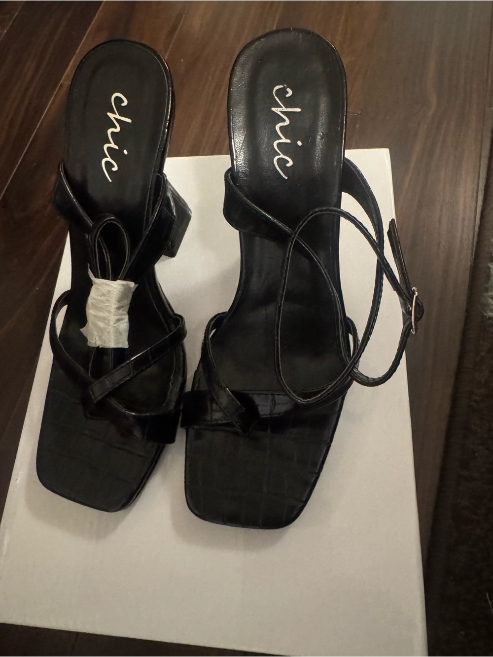 chic Black Strappy Square-Toe Block Heel Sandals